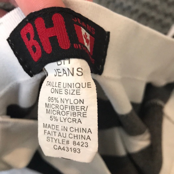 Off the shoulder striped top - Picture 2 of 2